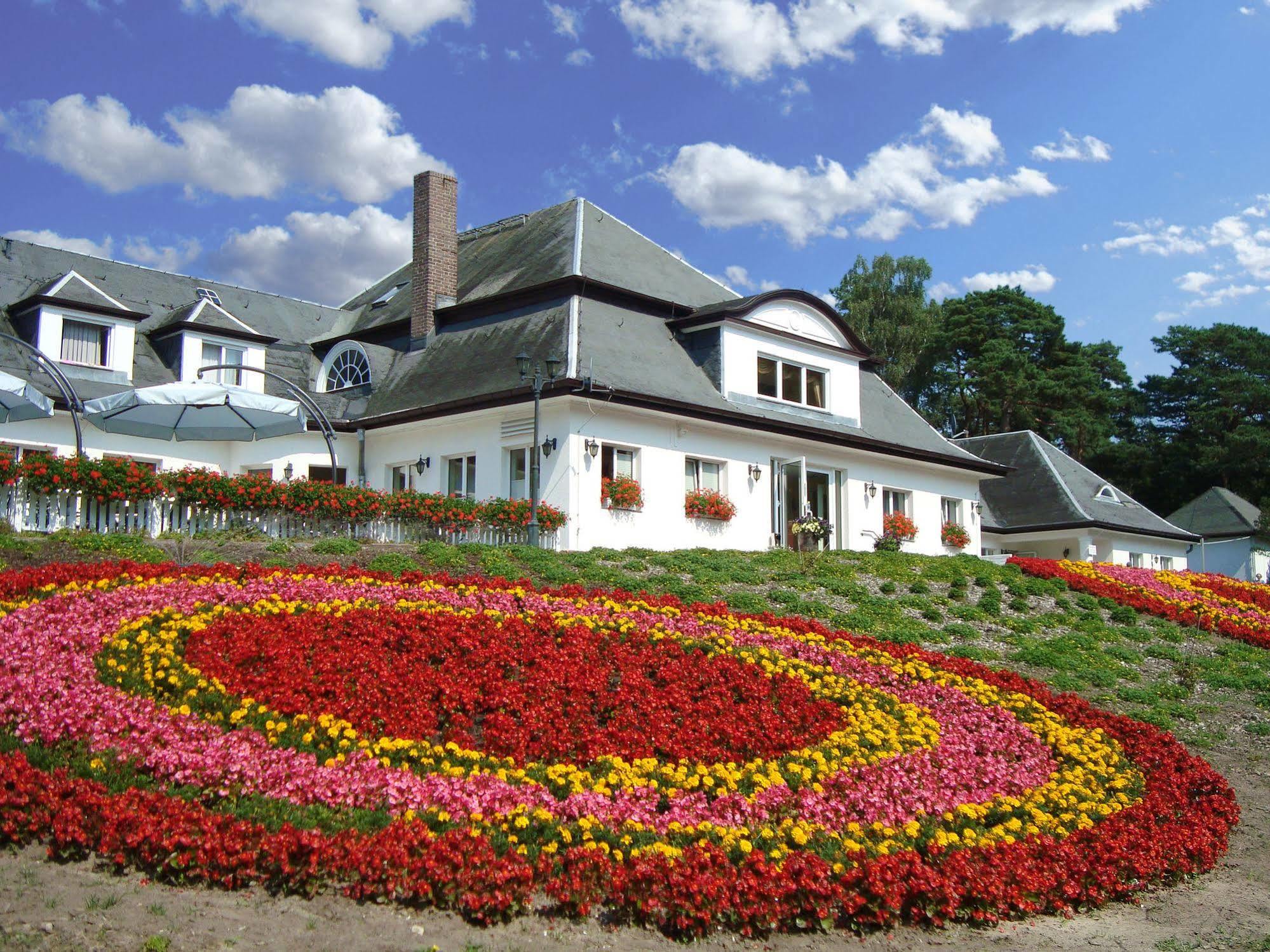 Hotel Residenz Waldoase 제바트헤링스도르프 외부 사진